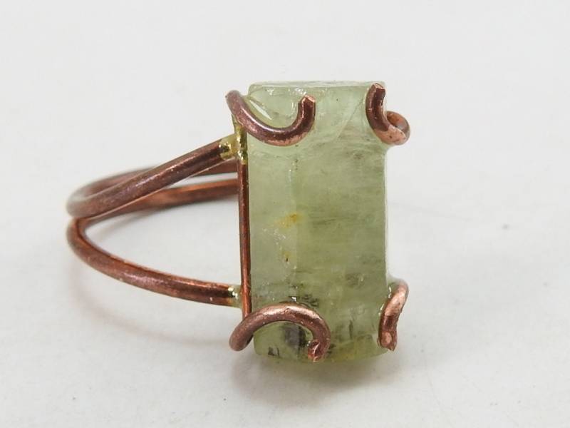Aquamarine Natur Kristall Rau Drahtverpackung Kupfer Ring/16x8x6 Mm Ungefähr Lose Rohstein Personalisierte Geschenk Großverkauf Zubehör R4 Aquamarine Natur Kristall Rau Drahtverpackung Kupfer Ring/16x8x6 Mm Ungefähr Lose Rohstein Personalisierte Geschenk Großverkauf Zubehör R4 von MSGEMSCO