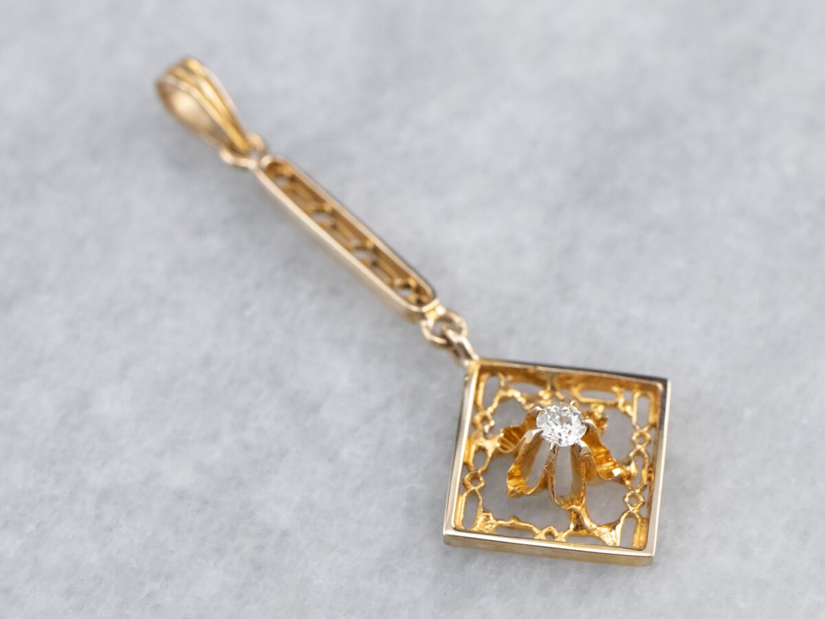 Buttercup Diamant-Anhänger, Diamant-Lavalier-Anhänger, Schichtung Anhänger, 14K Gold Brautschmuck, April Geburtsstein Cv88Wyln von MSJewelers