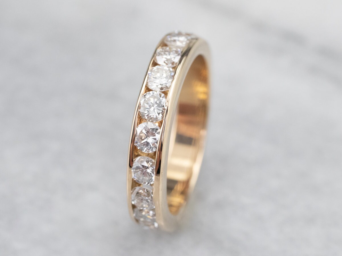 Channel Set Diamant Hochzeitsband, Gelbgold Band, 14K Gold Stapelband, Jubiläumsband Hfjj7Ehl von MSJewelers