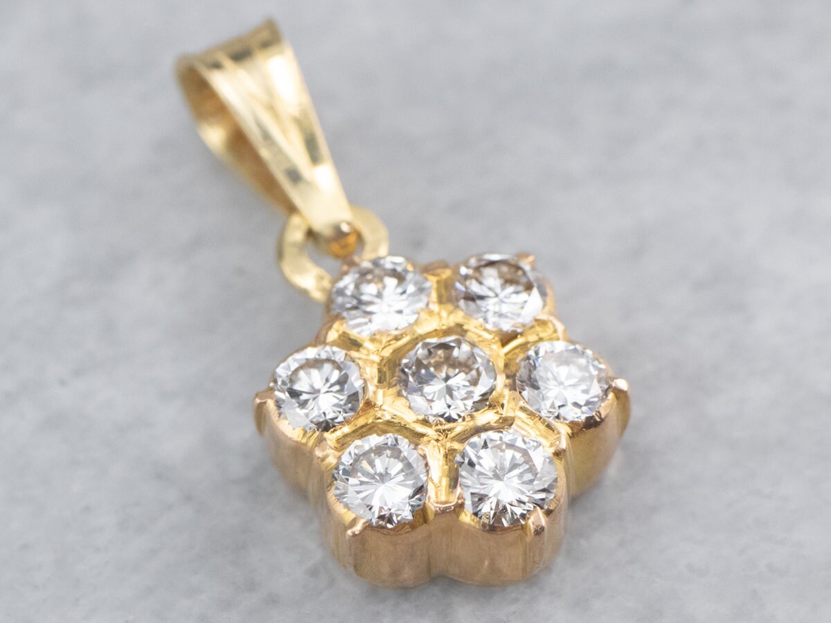 Diamant-Cluster-Gold-Anhänger, Brautschmuck, Schichtung Anhänger, April Birthstone, Jubiläumsgeschenk, Geschenk Für Sie, Udqy0Uw8 von MSJewelers