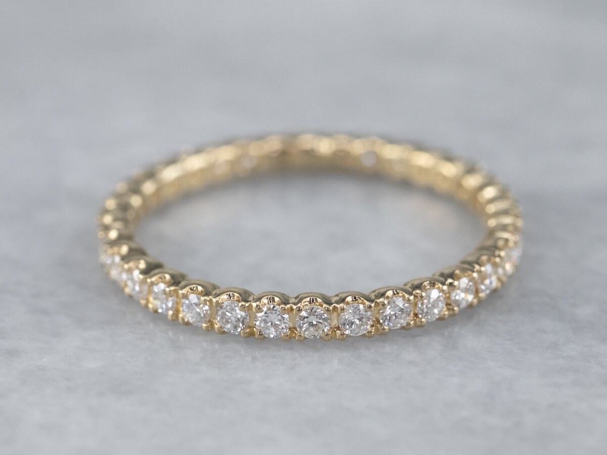 Diamant Gold Eternity Band, Hochzeitsring, Jubiläumsring, Stapelband, Geschenk Für Sie, Auq88xdk von MSJewelers