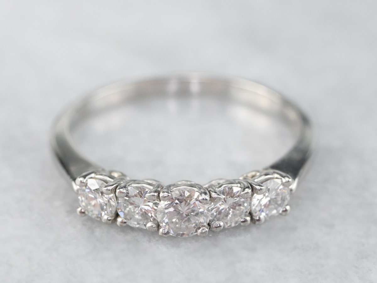 Diamant Platin Band, Ehering, Jubiläumsring, Fünf Band, Stapelring, Jahrestag Vh3569U6 von MSJewelers