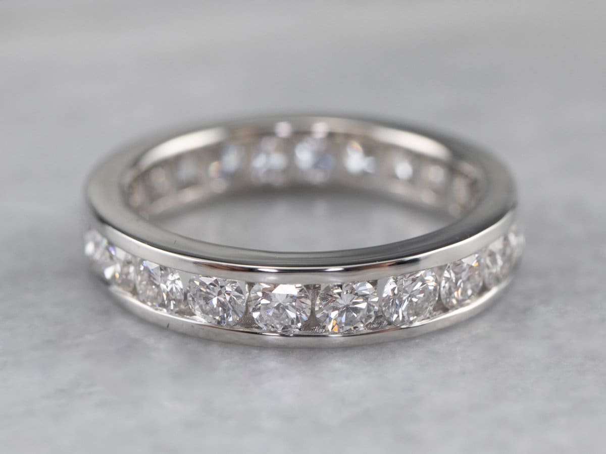 Diamant Platin Eternity Band, Ehering, Jubiläumsring, Stapelring, 22. Jahrestag, F9Ffqu25 von MSJewelers