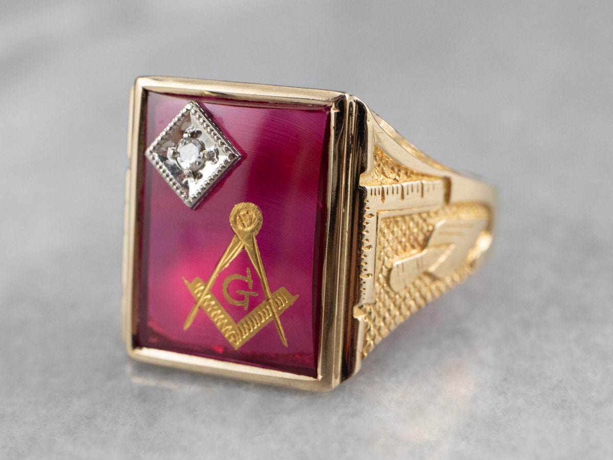 Masonic Rubin Glas Gold Ring, Brüderlicher Freimaurer Geschenk Für Ihn, Herren Signet Qz9Vzu0R von MSJewelers