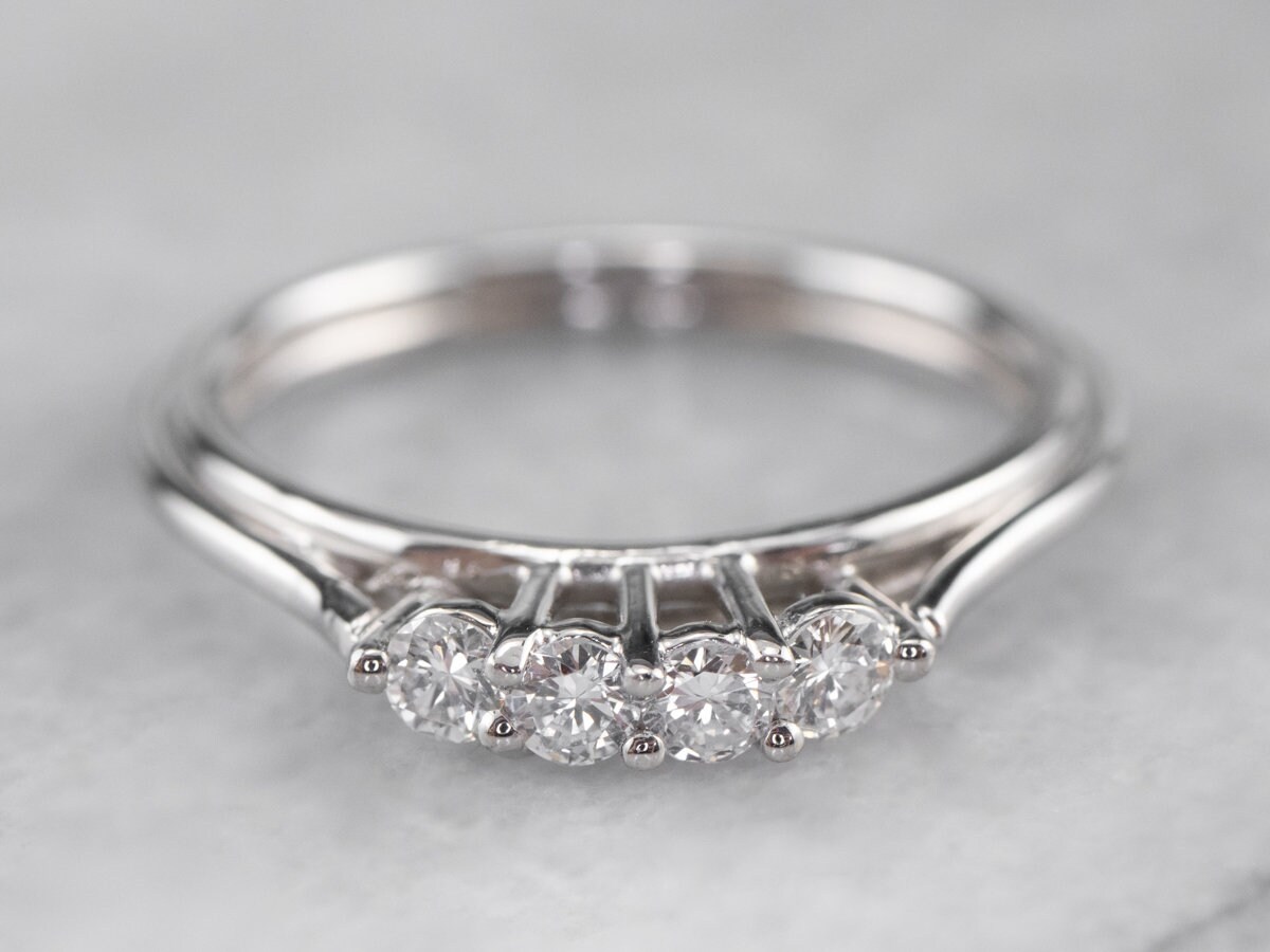 Multi Diamant Verlobungsring, Weißgold Ring, Jahrestag Versprechen Stapelring, Ewxnkavw von MSJewelers