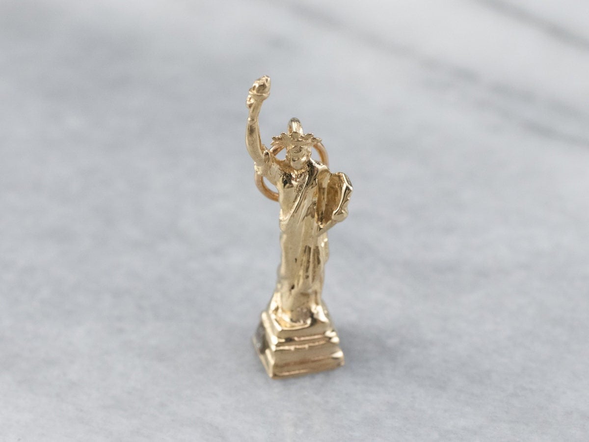 Vintage 14K Gold Statue Of Liberty Charm, Nyc New York City Reise Geschenk, Unisex Geschenk 34Mj106P von MSJewelers