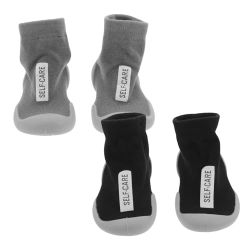 MUCKLILY 2 Paare Atmungsaktive Rutschfeste Krabbelschuhe mit Weicher Sohle Bequeme Vielseitige Sockenschuhe für Jungen und Mädchen für Drinnen und Draußen von MUCKLILY