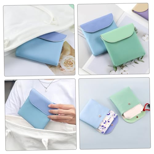 MUCKLILY 2 Stück Praktische Kleine PU Hygiene Tasche mit Reißverschluss Langlebige Damenbinden Tampon Aufbewahrungstasche in Grün und Blau Multifunktional für Kosmetik und Geldbörse von MUCKLILY