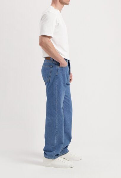 MUD Jeans Alex Mid Loose - Light Stone von MUD Jeans