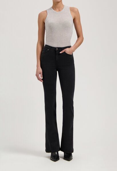 MUD Jeans Isy High Flared - Stone Black von MUD Jeans