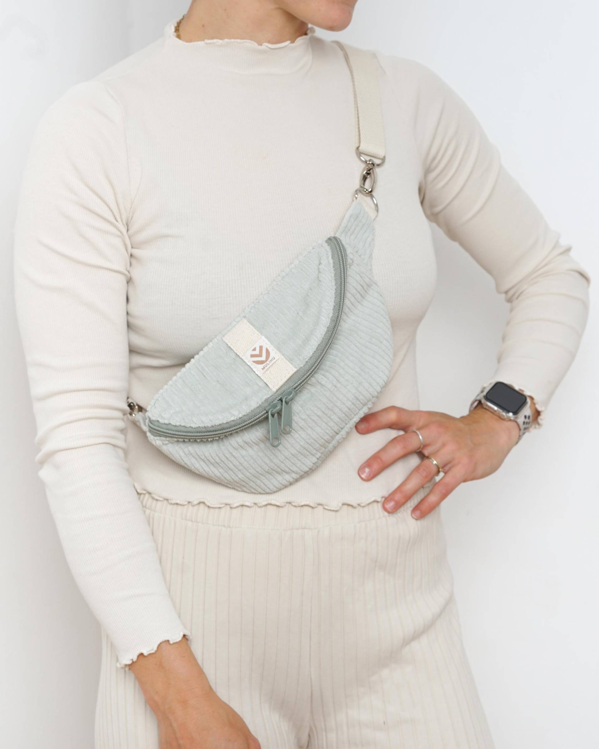 Mulinu Hipbag Kord Hennes Hellmint Mulinu Hipbag Kord Hennes Hellmint von MULINU