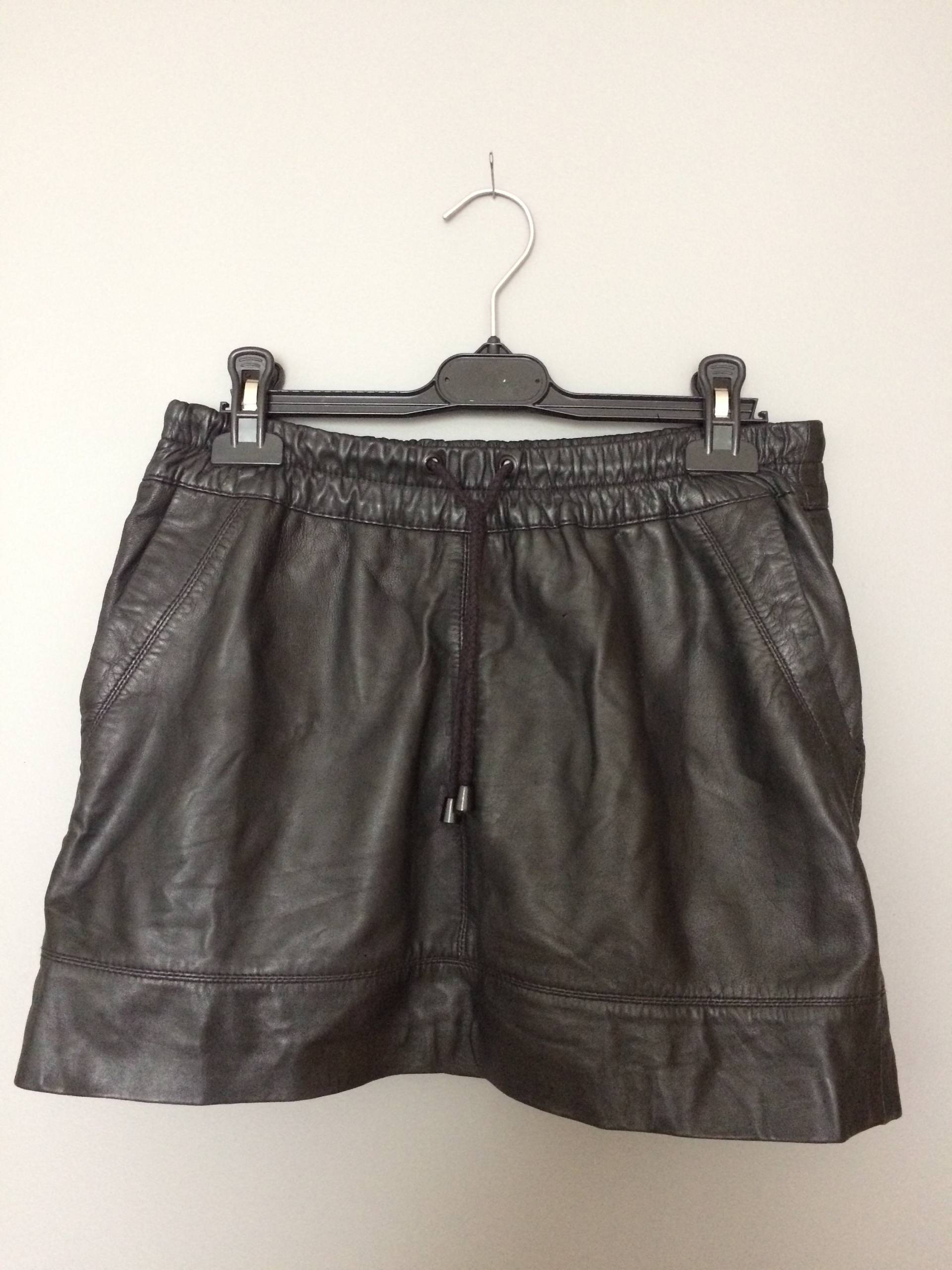 Vintage Schwarzer Leder Minirock Xs von MUNMU