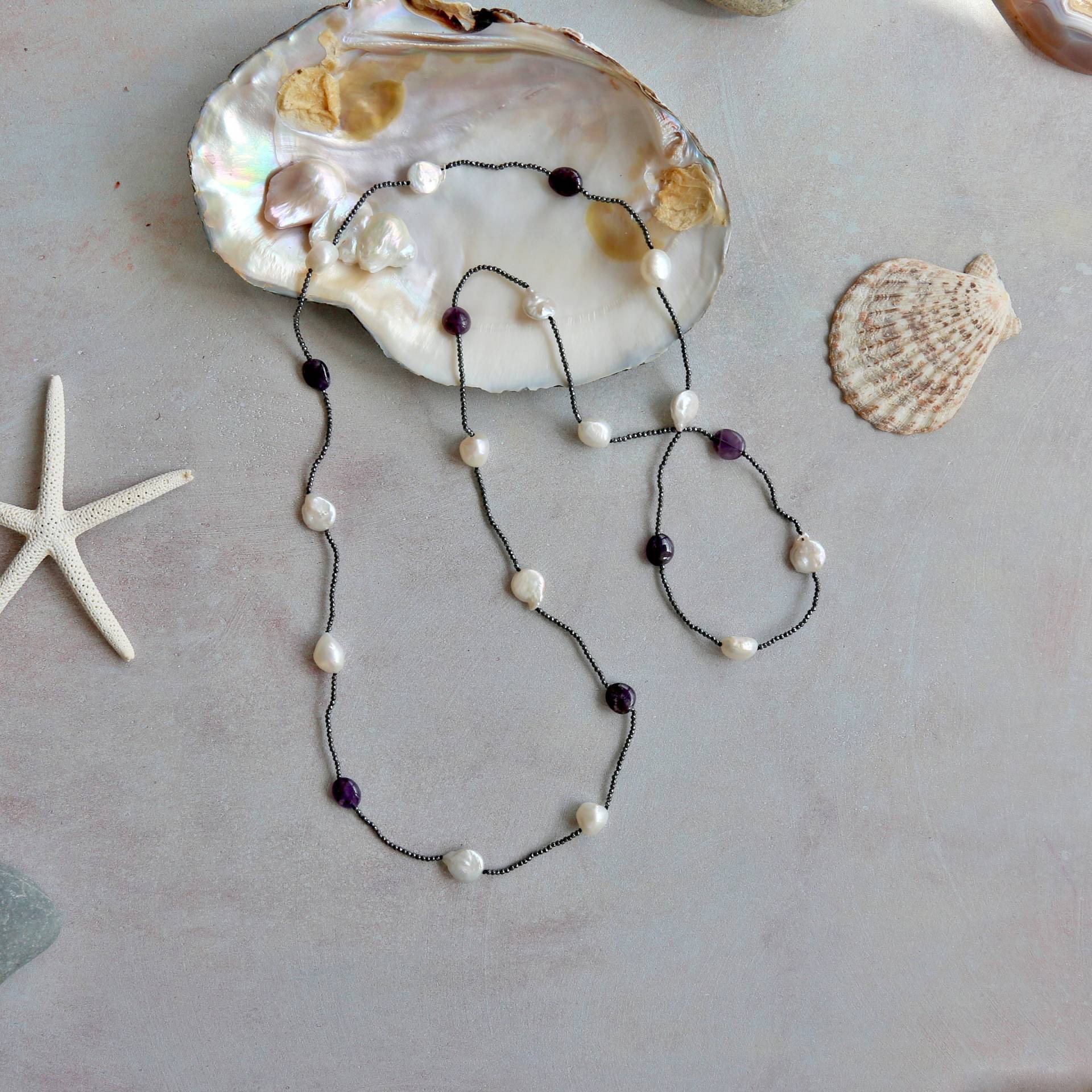 Perlen Multi Stein Und Natürliche Perle Lange Station Halskette. Handgemachte Multi-Strang-Halskette Aus Amethyst Oder Aquamarin Münzperle von MYGEMSROCK