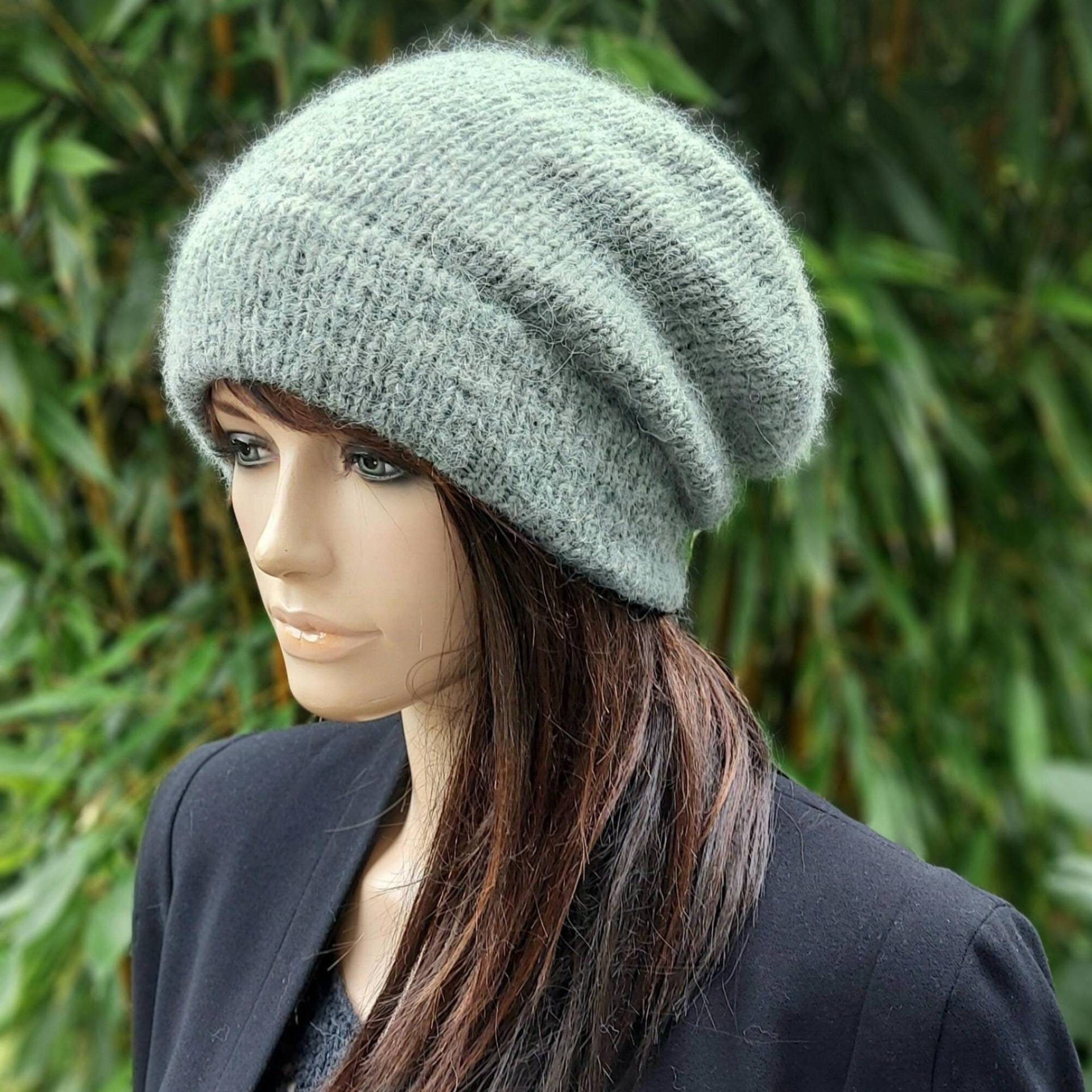 strickmütze, Wolle, Alpaka, Salbeigrün, Beanie, Mütze, Wollmütze, Slouch-Mütze, Gestrickt strickmütze, Wolle, Alpaka, Salbeigrün, Beanie, Mütze, Wollmütze, Slouch-Mütze, Gestrickt von MYKNITO