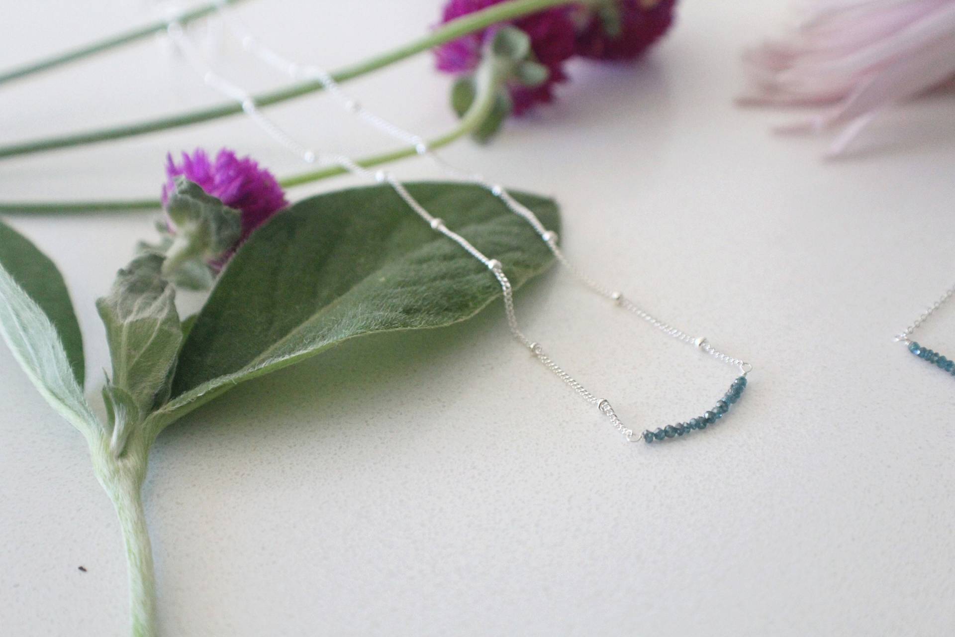 Seltene Minimal Roh Diamant Bar Sterling Silber Halskette | Natürlicher Moderner Diamantschmuck Seltene Minimal Roh Diamant Bar Sterling Silber Halskette | Natürlicher Moderner Diamantschmuck von MYSHELFIE
