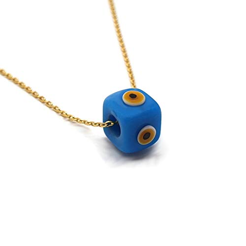MYSTIC JEWELS by Dalia – Halskette mit bösem Auge in Würfelform aus blauem Kristall, für Glück – Kette aus 925er Sterlingsilber mit Goldbeschichtung (Türkis) MYSTIC JEWELS by Dalia – Halskette mit bösem Auge in Würfelform aus blauem Kristall, für Glück – Kette aus 925er Sterlingsilber mit Goldbeschichtung (Türkis) von MYSTIC JEWELS