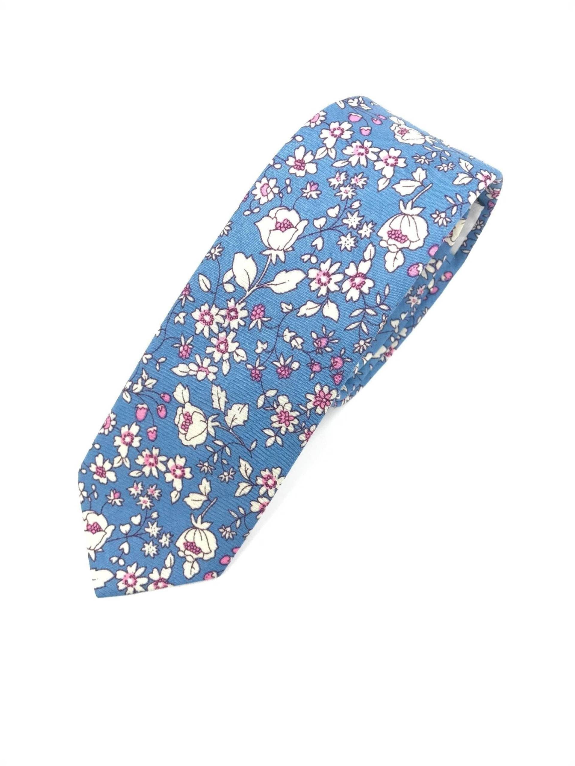 Daisy Retro Floral Skinny Krawatte 2, 3" Mytieshop | Hochzeitsideen Blumendruck Krawatten Hochzeit Groomsmen Und Bräutigam Daisy Retro Floral Skinny Krawatte 2, 3" Mytieshop | Hochzeitsideen Blumendruck Krawatten Hochzeit Groomsmen Und Bräutigam von MYTIESHOP