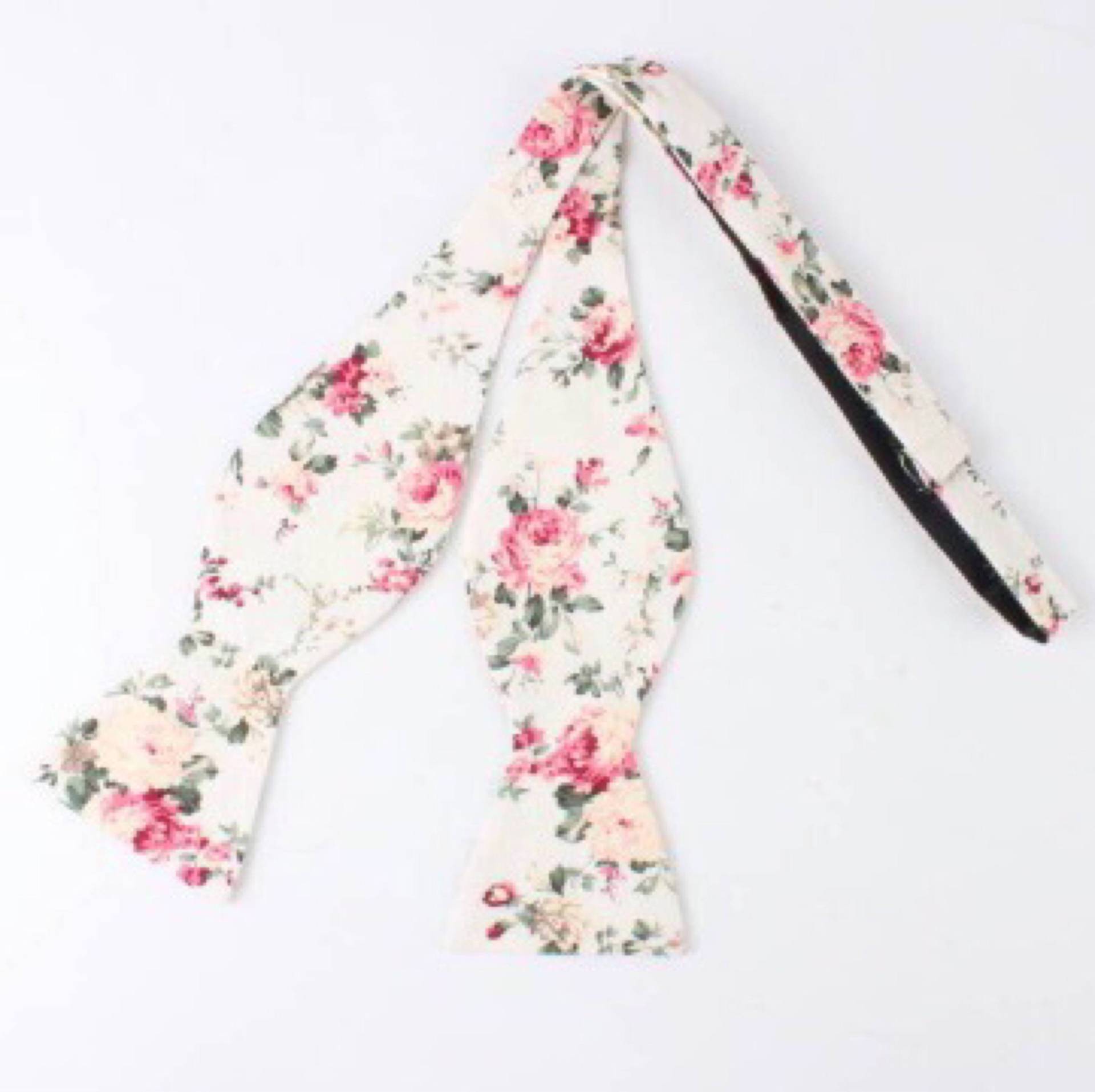 Emmett Florale Fliege | Self Tie| Shop | Hochzeitsideen Bräutigam Trauzeugen Abschlussball Blumendruck Emmett Florale Fliege | Self Tie| Shop | Hochzeitsideen Bräutigam Trauzeugen Abschlussball Blumendruck von MYTIESHOP