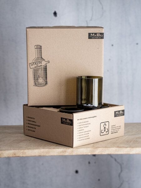 MaBe Trink Gläser UPCYCLING - nachhaltiges Geschenk für Hochzeit - Einzug - Geburtstag - 4er Set 250ml von MaBe