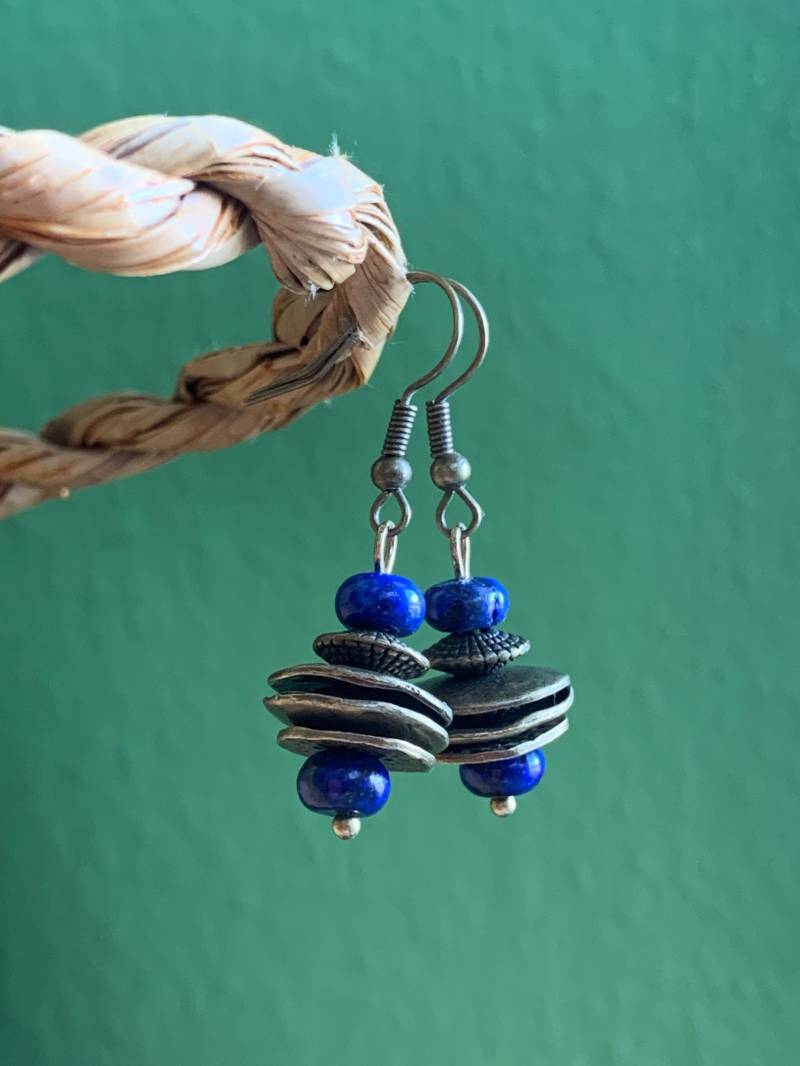 Natürlich Lapislazuli Ohrringe in Bronze Oder Silberfarben von DieHangLage
