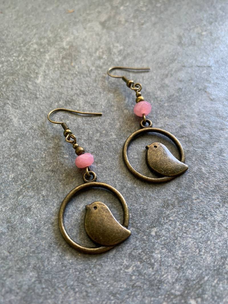 Vogelohrringe Mit Rosanen Mineralsteinperlen von DieHangLage