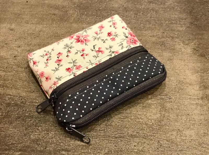 Kleines Portemonnaie "81' von MaNeSi