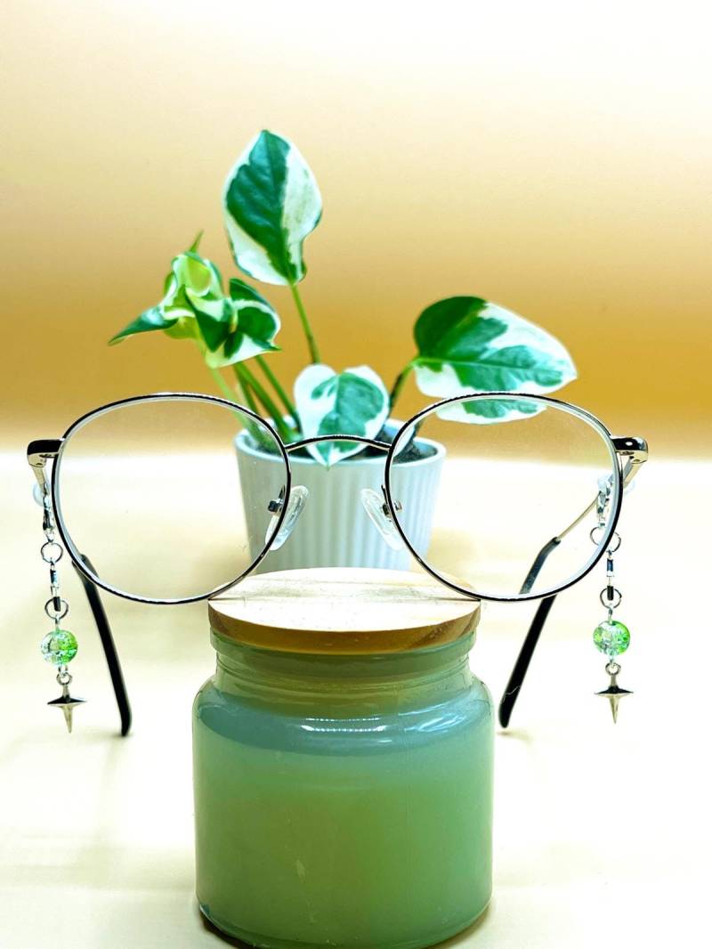 Brillenanhänger Mit Perle & Stern Brillenanhänger Mit Perle & Stern von MaPheeCrafts