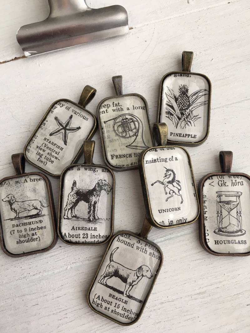 Vintage Wörterbuch Anhänger Vintage Wörterbuch Anhänger von MaPiTdesigns