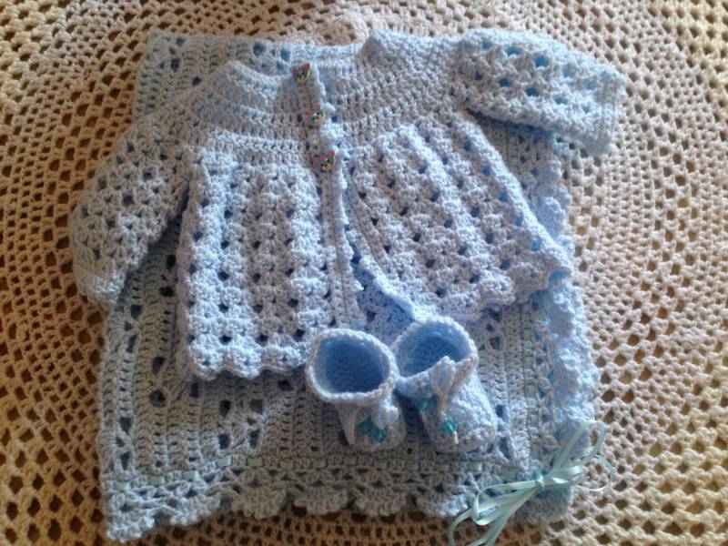 Neugeborenes Häkelset Für Jungen(0-3 Monate, Babyschuhe Gehäkelt , Strickjacke Und Häkeldecke, Blaue Farbe von MaRaHandmadeBoutique