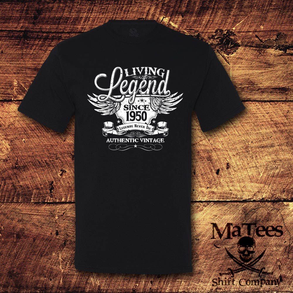 Lebende Legende Seit 1950, 75. Geburtstags-Shirt, Herren-Baumwoll-T-Shirt, Damen-Baumwoll-T-Shirt von MaTees