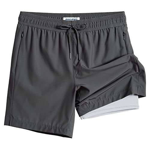 MaaMgic 2 in 1 Badehose für Herren mit Kompression Innenhose | 7" Schnelltrocknend Badeshorts Männer 4 Way Stretch Boardshorts mit Reißverschlusstasche Verstellbar Tunnelzug,S,Dunkelgrau Hellgrau von MaaMgic
