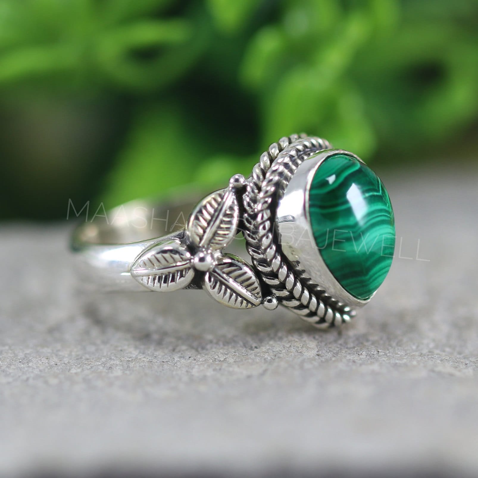 Malachit Ring, Oxidierter Natürlicher Grüner Boho Versprechen Frauen Ehering, 925 Silber Geschenk Für Sie von MaaShabashibaJewell