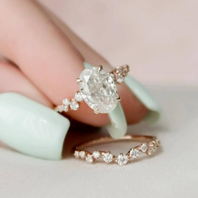 Oval Cut Moissanite Ehering Set, Versteckte Halo Verlobungsring Cluster Diamant Versprechen Ring Halbe Ewigkeit Vorschlag Set von MaanuabsoluteStore