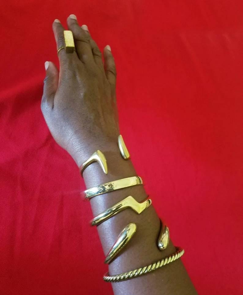 5 Messing Armreifen, Einheitsgröße, Verstellbar Armband, Großhandel Armreifen 5 Messing Armreifen, Einheitsgröße, Verstellbar Armband, Großhandel Armreifen von MaasaiJambo