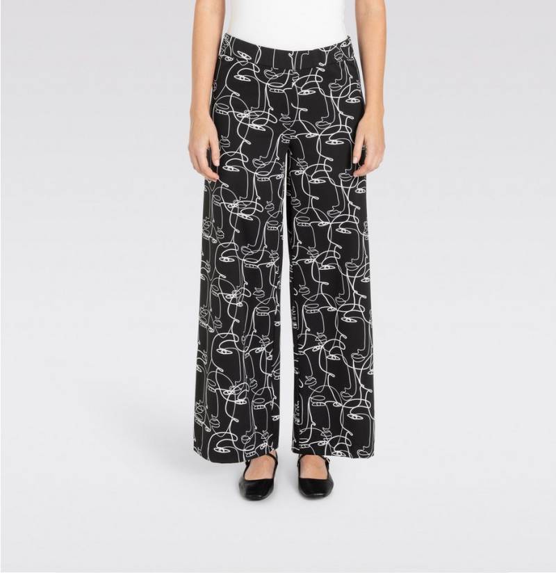 Mac Cosmetics Stoffhose von Mac Cosmetics
