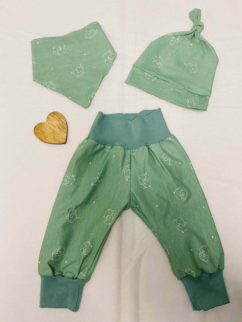Baby Pumphose Halstuch Mütze Set Gr 68 von MachsDirSelbst