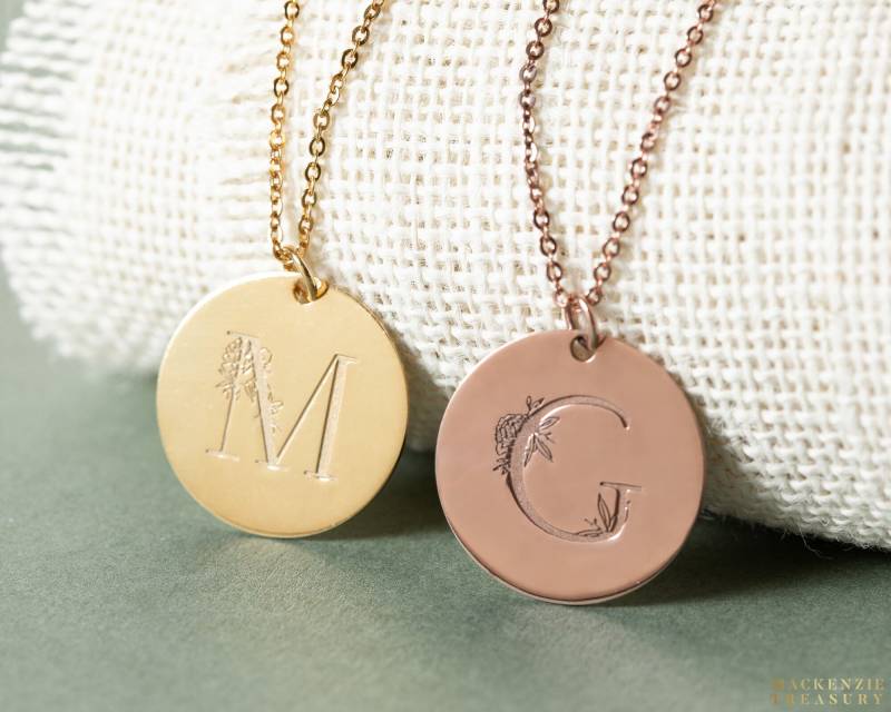 Erste Disc Halskette - Moderne Erste Initialen Schmuck Monogramm Brautjungfer Hochzeitsschmuck Mama Geschenk von MackenzieTreasury
