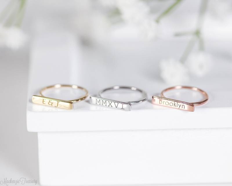 Zierliche Bar Ring - Stapeln Namen in Gold Gefüllt Personalisierte Stapelring Benutzerdefinierte Dünne Mama Geschenk von MackenzieTreasury