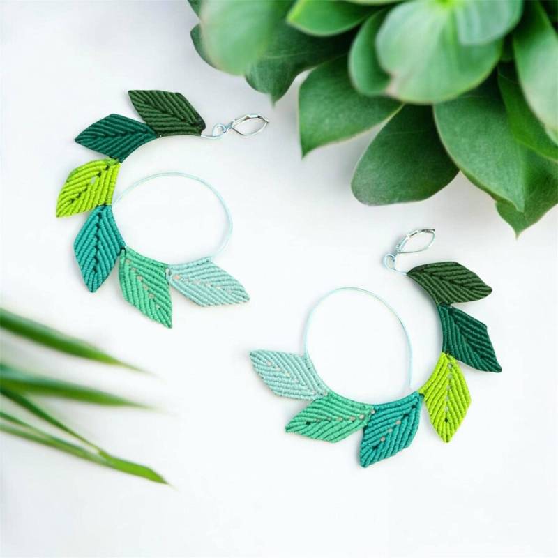 Wald - Grüne Makramee-Ohrringe/Geschenk Für Sie Mikro-Makramee Natur-Inspiration Makramee-Schmuck Wald - Grüne Makramee-Ohrringe/Geschenk Für Sie Mikro-Makramee Natur-Inspiration Makramee-Schmuck von MacrameTissage