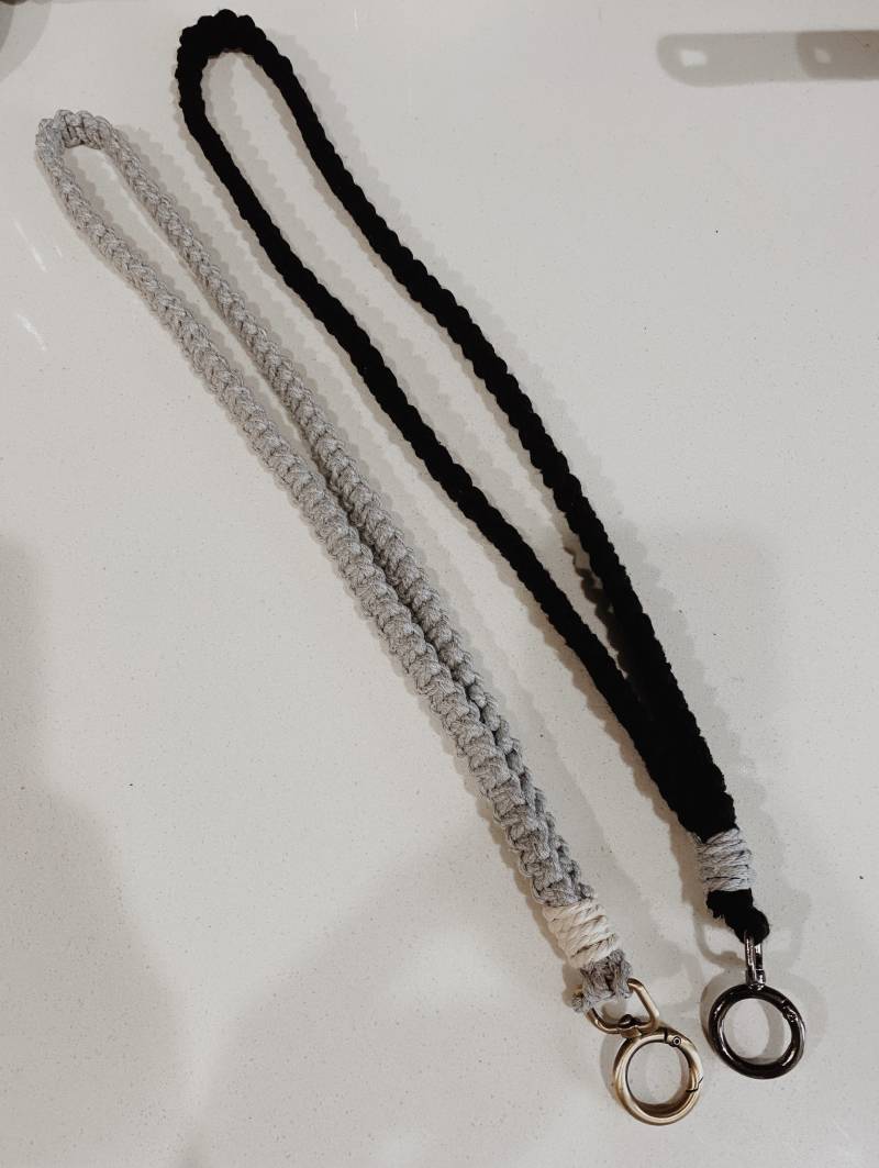 Boho Macrame Id Lanyards von MacrameeCrazeeDesign