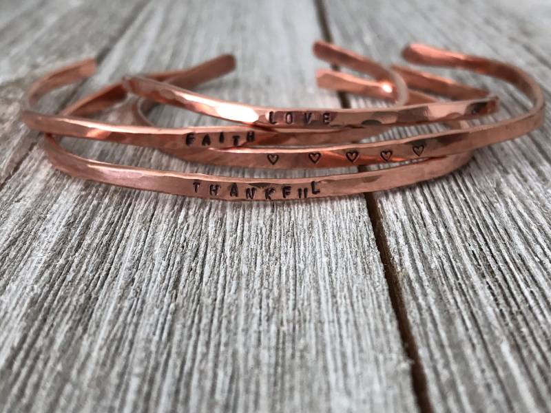 Kupferdraht Manschette-Kupfer Armband Kupferdraht Manschette-Kupfer Armband von MacyAnneDesigns