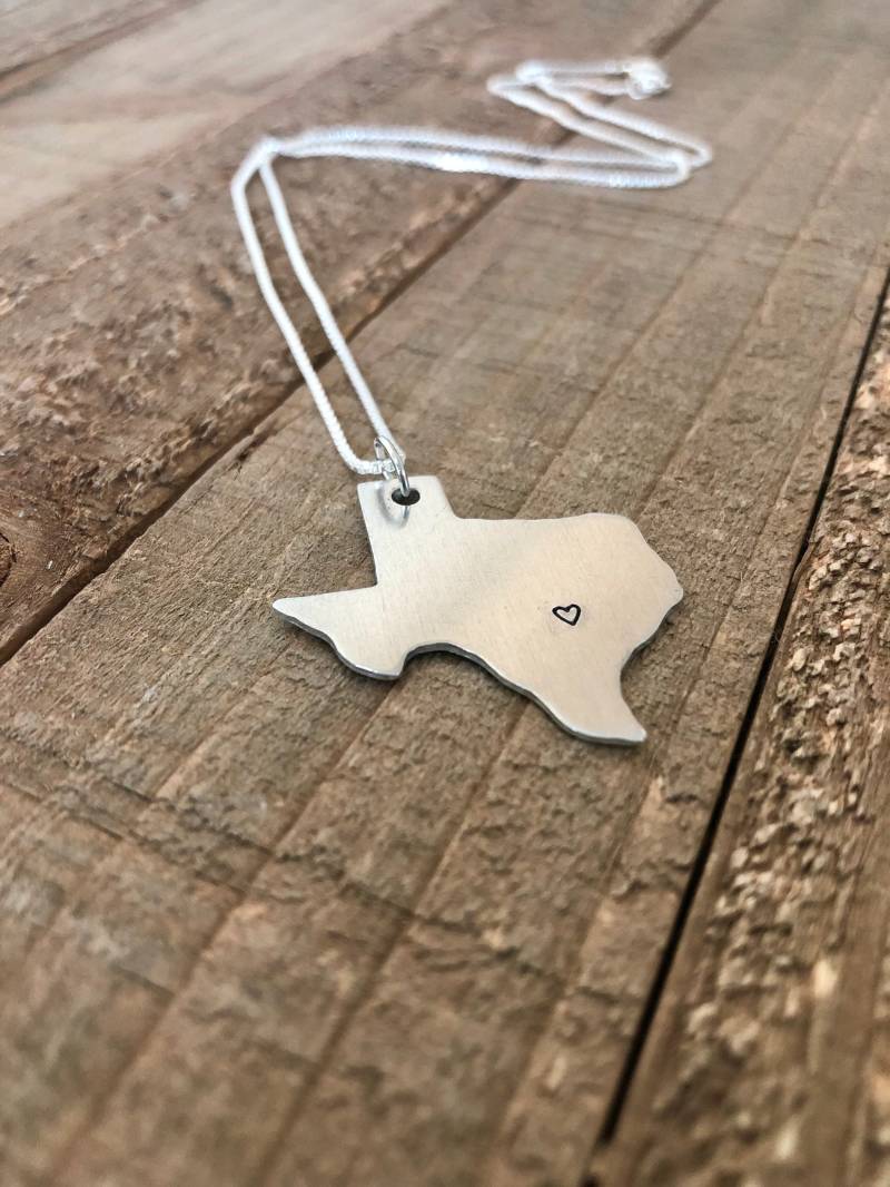 Texas State Halskette-Texas-Herz Halskette-Geschenk Texas State Halskette-Texas-Herz Halskette-Geschenk von MacyAnneDesigns