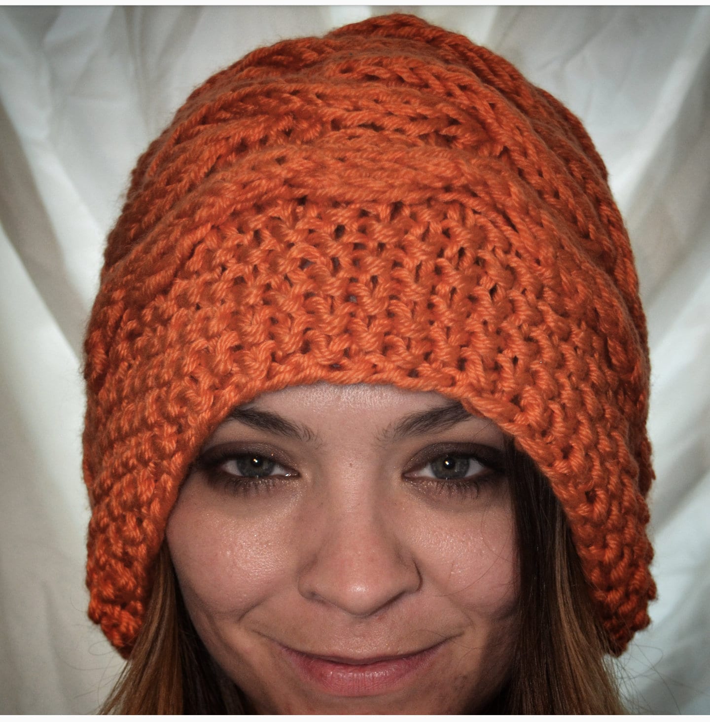 Floppy Rost Orange Zopfmuster Mütze Floppy Rost Orange Zopfmuster Mütze von MadCatterKnits