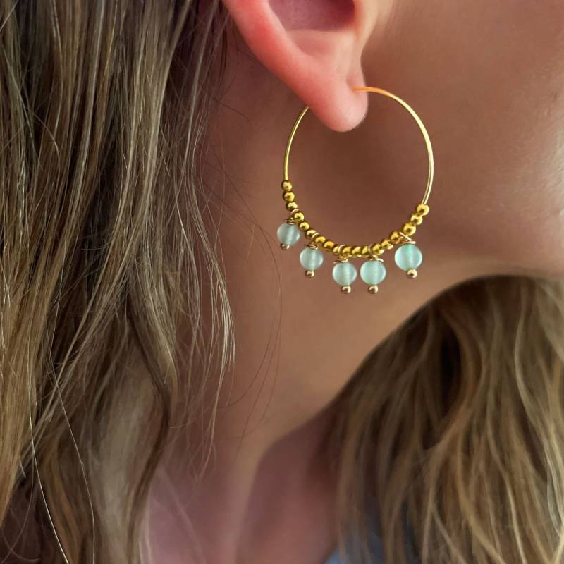 Grüne Jade Creolen in Gold - Silber Handgefertigter Schmuck Minimalistisch Personalisierte Geschenke von MadJewelryCo