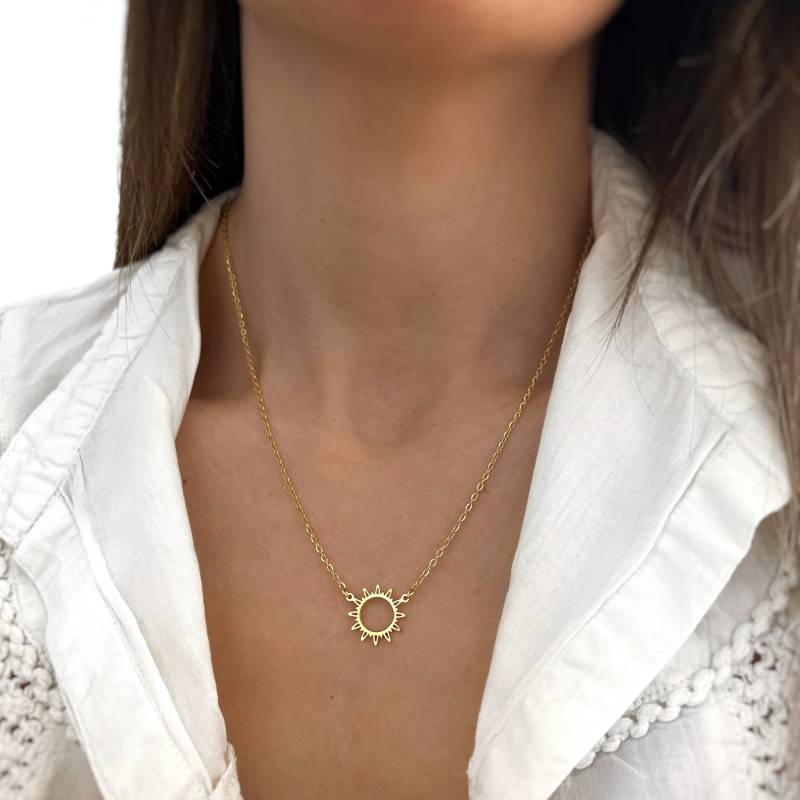 Halskette Mit Anhänger in Sonnenform - Kreisförmige Boho Minimalistisch Personalisierte Geschenke Schmuck von MadJewelryCo