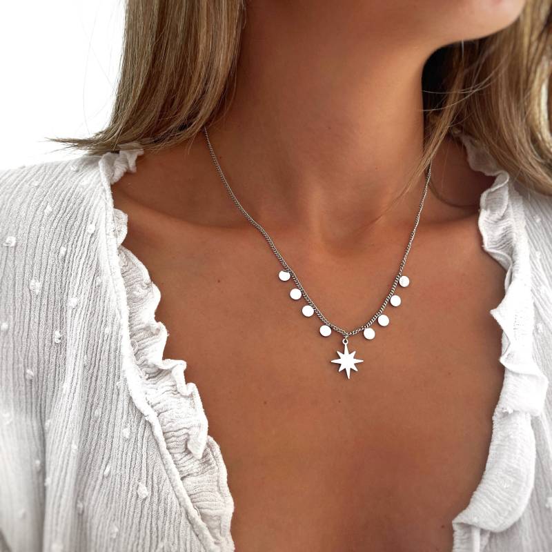 Halskette Mit Kleinen Münzen Und Polarstern - Handgefertigter Schmuck Minimalistisch Personalisierte Geschenke Geschenk Für Sie von MadJewelryCo