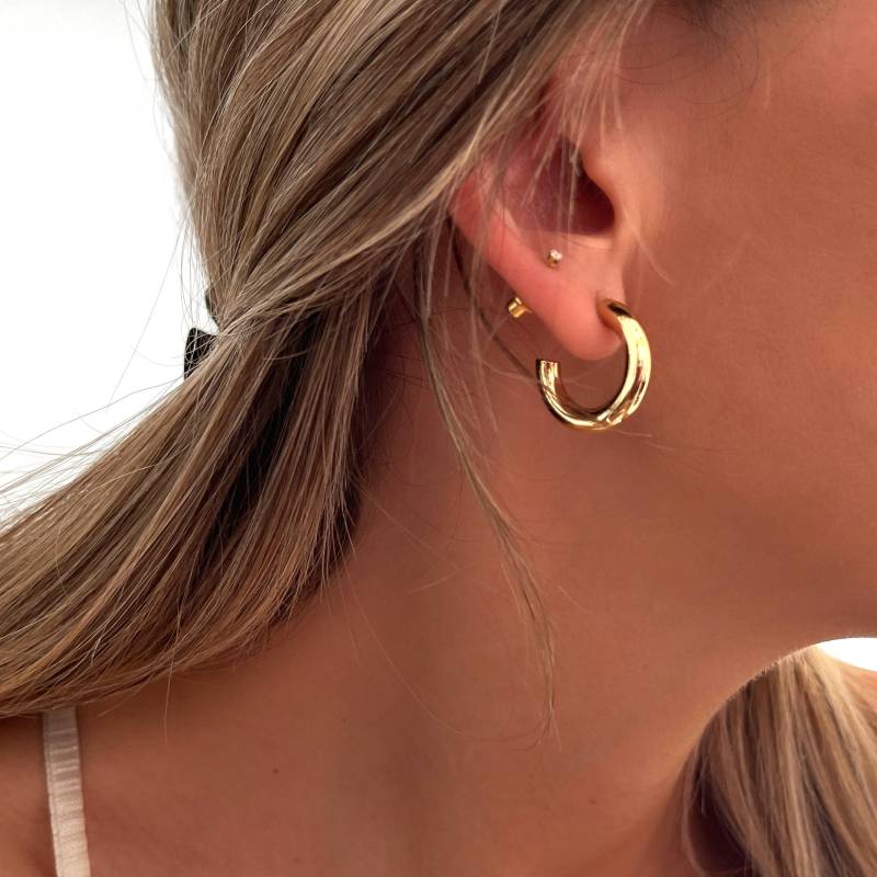 Klobige Goldohrringe - Mittlere Creolen Minimalistisch Handgefertigter Schmuck Personalisierte Geschenke Geschenk Für Sie Ihn von MadJewelryCo