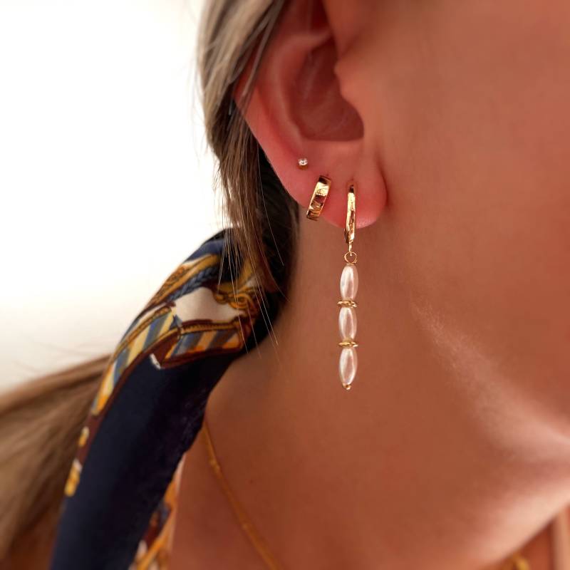 Längliche Weiße Perlenohrringe - Zarte Ohrringe-Handgemachter Schmuck-Minimalistisch-Personalisierte Geschenke-Geschenk Für Sie Geschenke von MadJewelryCo