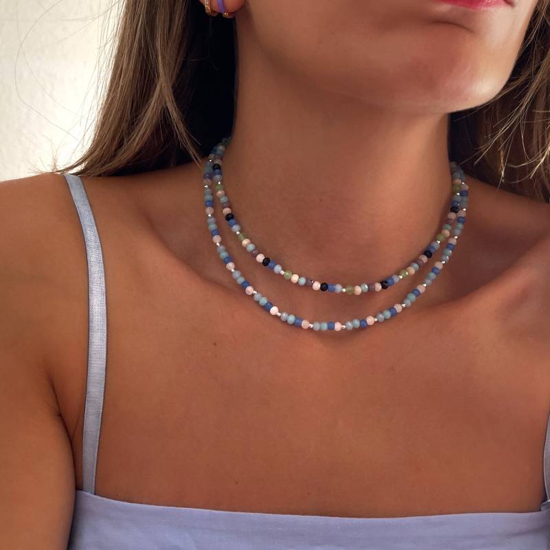Mehrfarbige Perlenkette - Zarte Halskette Bunte Handgefertigter Schmuck Minimalistisch Personalisierte Geschenke von MadJewelryCo