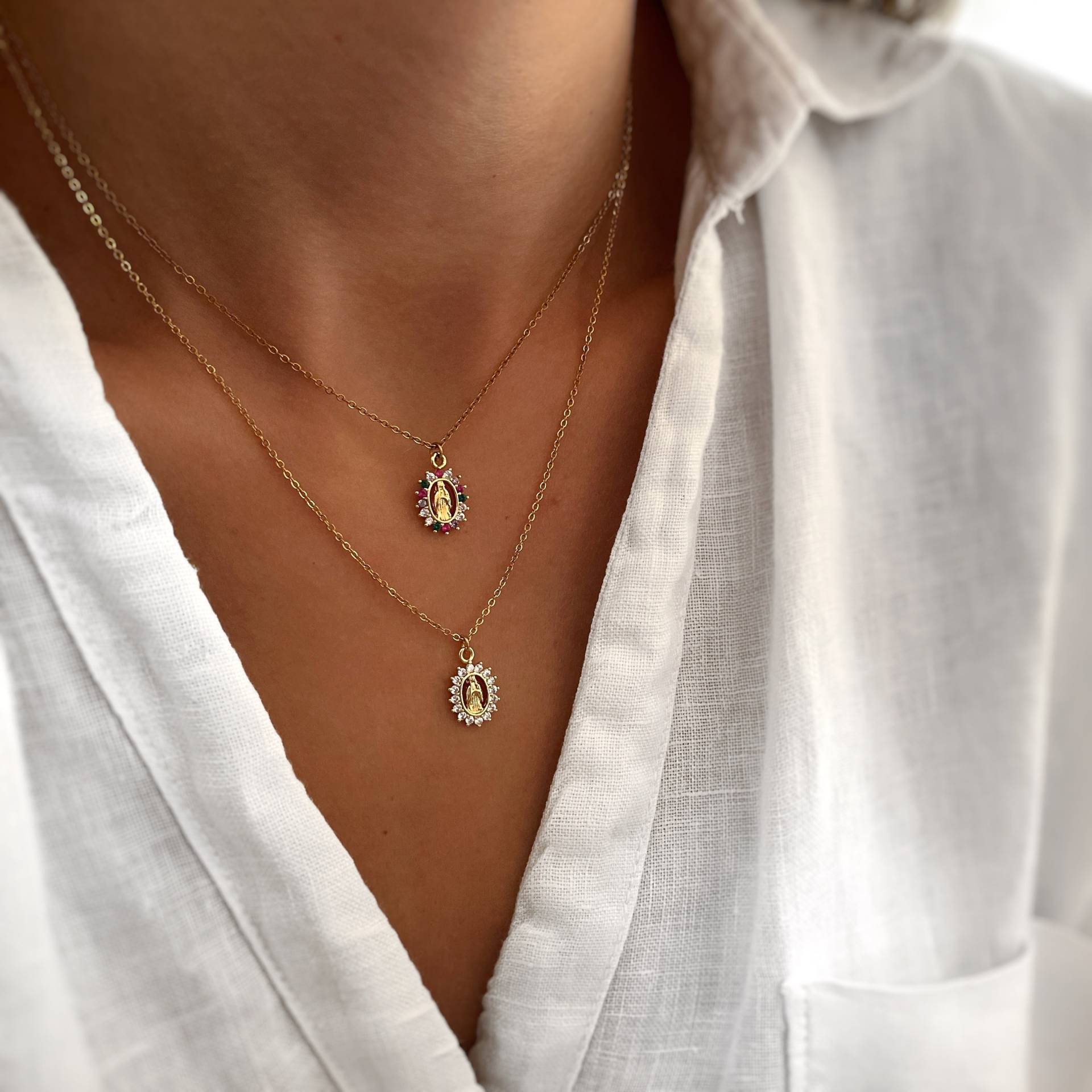 Schutzkette - Zarte Halskette Handgefertigter Schmuck Minimalistisch Personalisierte Geschenke Geschenk Für Sie Schutzkette - Zarte Halskette Handgefertigter Schmuck Minimalistisch Personalisierte Geschenke Geschenk Für Sie von MadJewelryCo